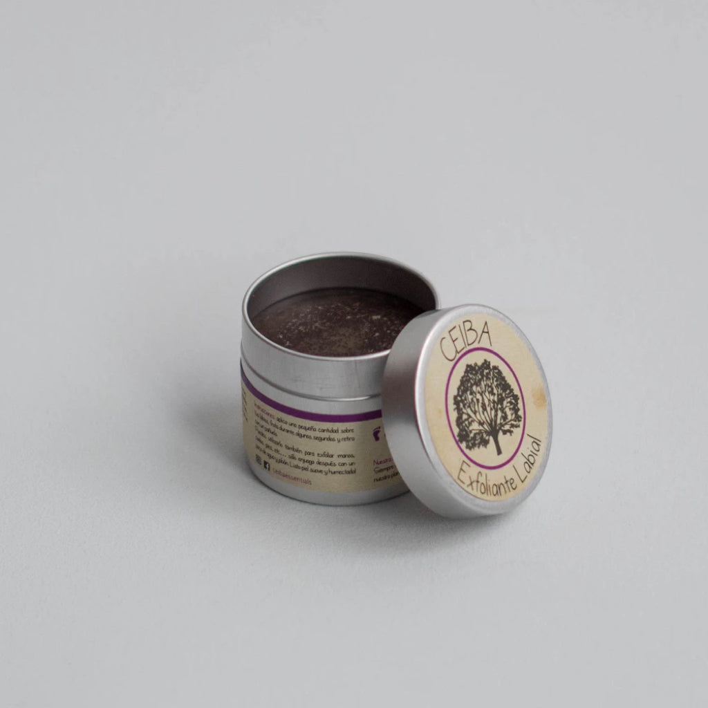 Exfoliante labial de café y nuez
