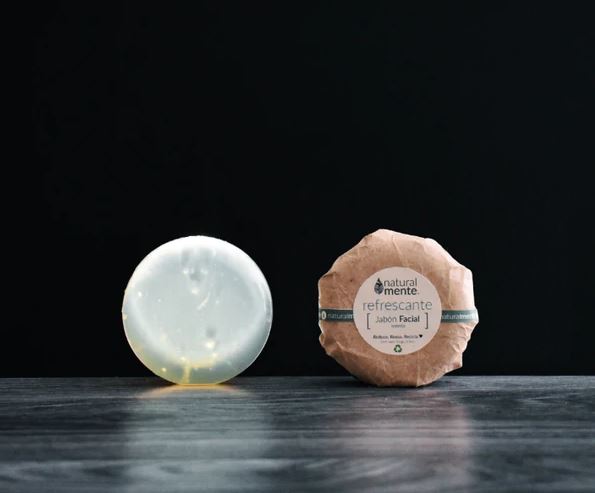 NATURALMENTE Jabón facial refrescante con menta